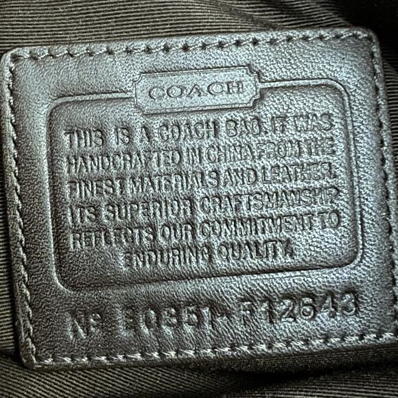 Coach Hampton Shoulder Handbag Purse Brown Signature C Jacquard & Leather - Picture 13 of 13